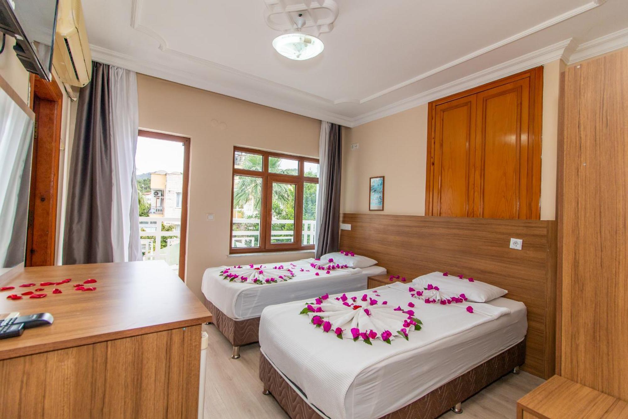 Castello & Aparts 3* Kemer
